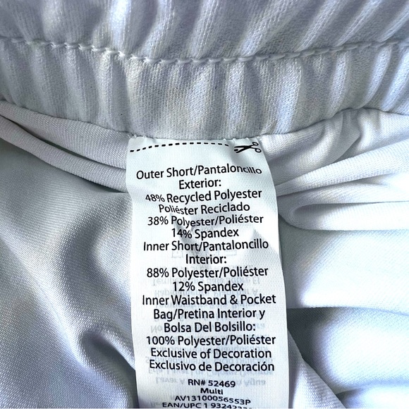 NWT Avia Women’s athletic shorts with built in bike shorts size medium (8-10) - Picture 6 of 6